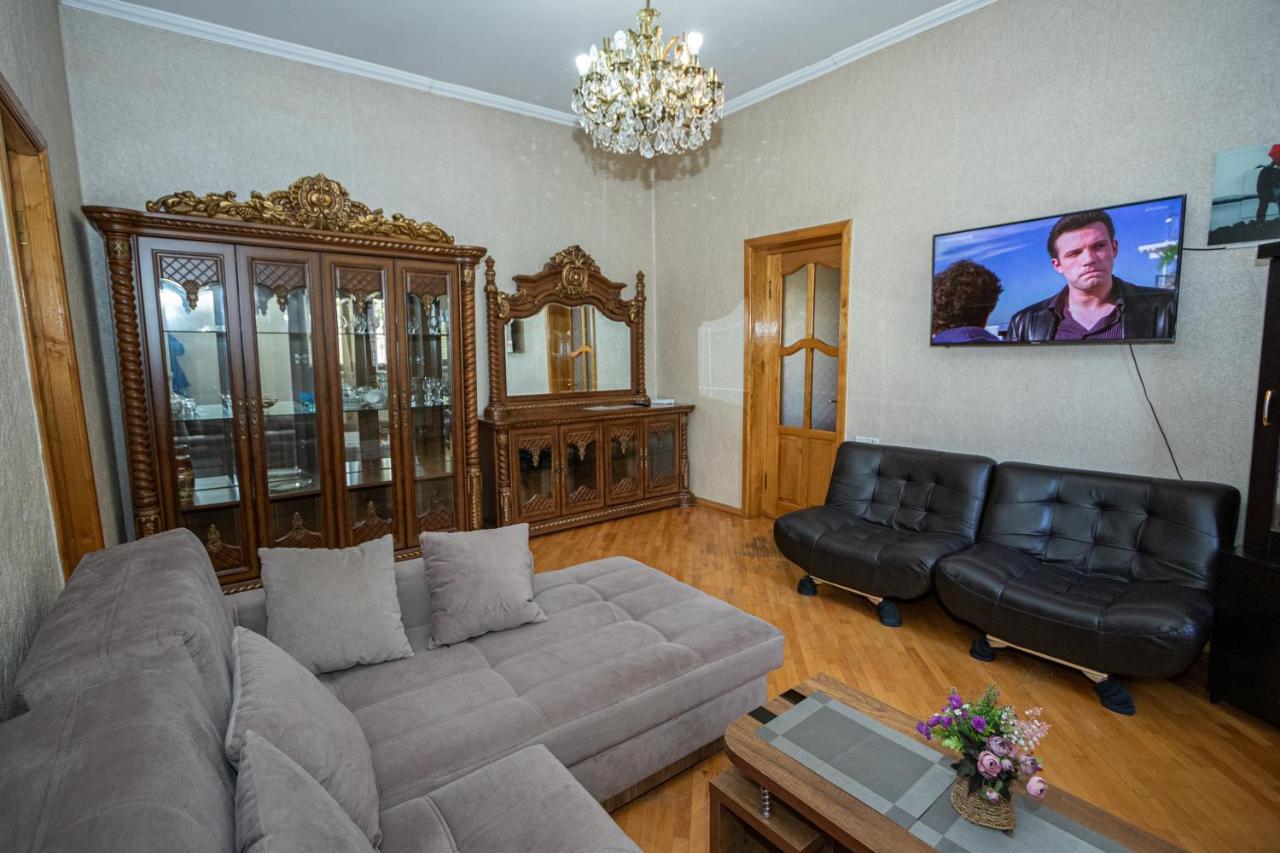 Barnaba Apartment Tbilisi Exterior photo