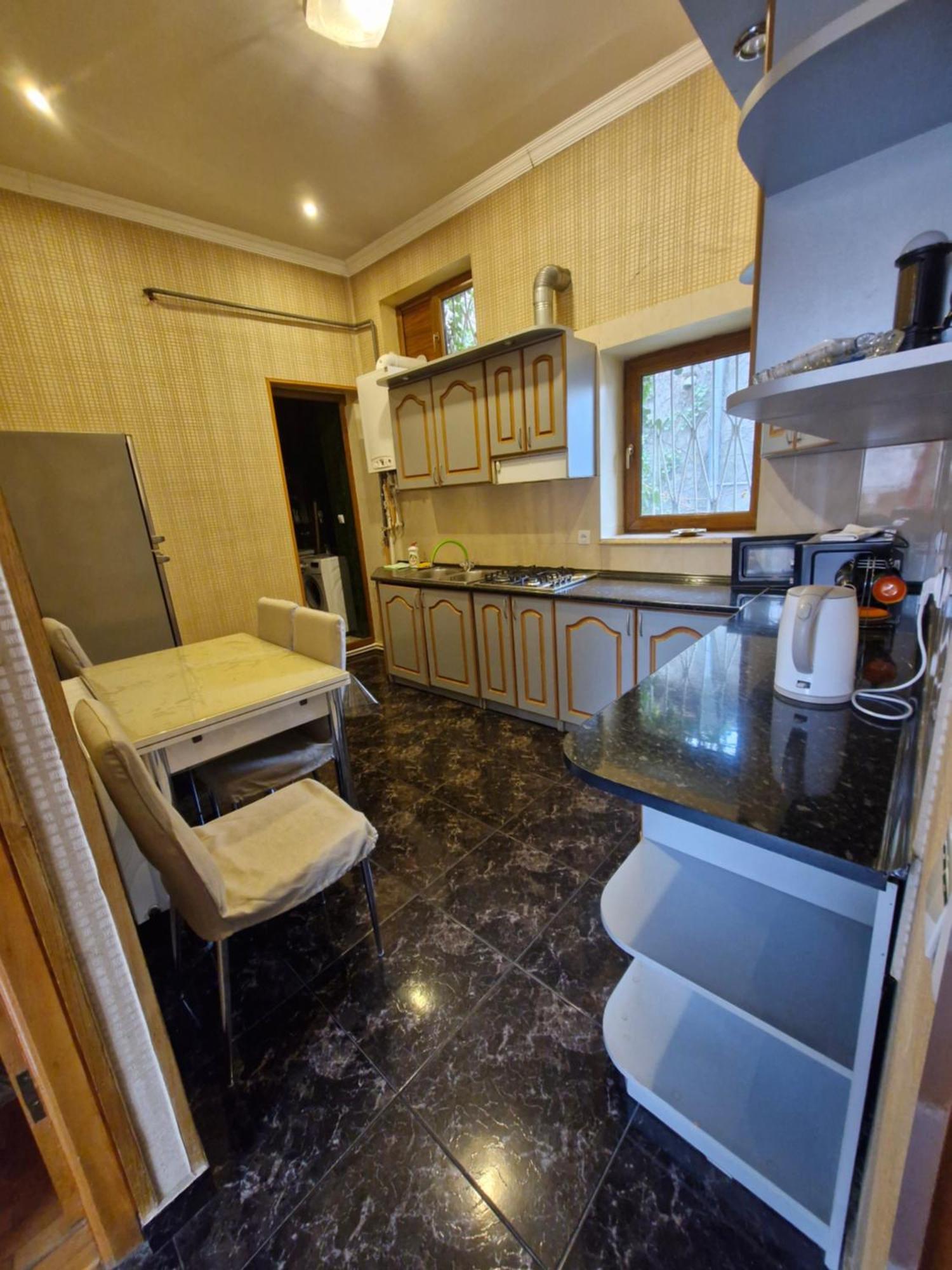 Barnaba Apartment Tbilisi Exterior photo